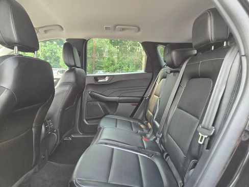 Used 2025 Ford Escape Platinum AWD/4WD image 15