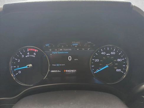 Used 2019 Ford F250 Lariat w/ Lariat Value Package image 8