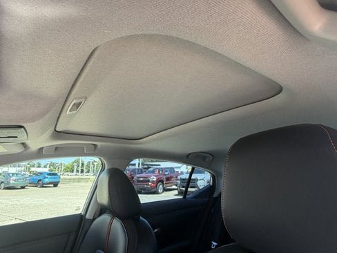 Used 2020 Nissan Sentra SV FWD image 18