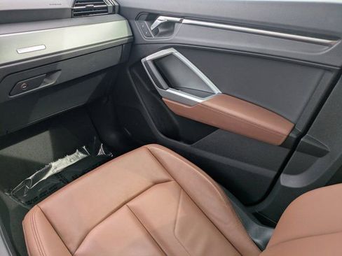 Used 2025 Audi Q3 2.0T Premium image 14