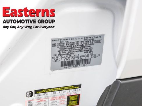 Used 2025 Nissan Kicks SV image 32