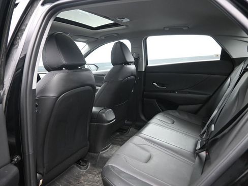 Used 2023 Hyundai Elantra Limited w/ Cargo Package image 28