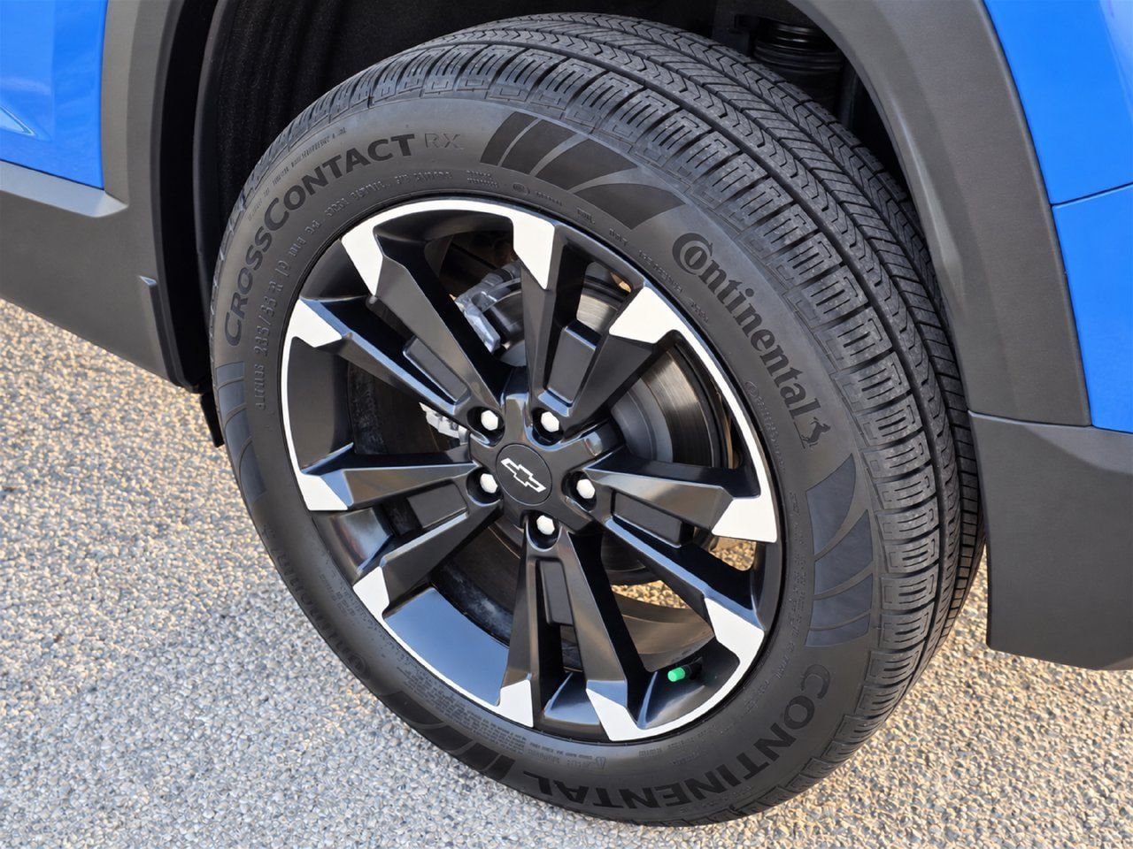 Used 2025 Chevrolet Equinox RS w/ Safety and Technology Package FWD image 12