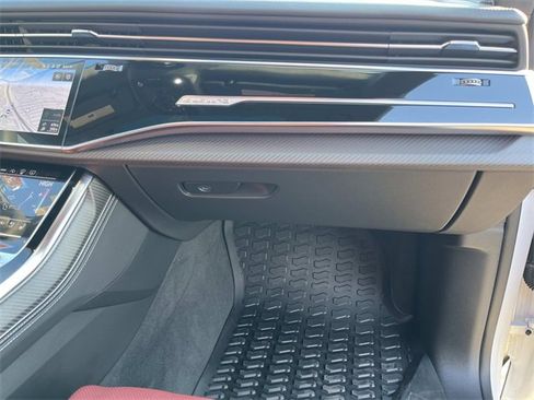 Used 2024 Audi SQ8 Prestige image 28