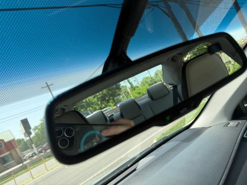 Used 2017 Toyota Camry SE w/ Moonroof Package FWD image 17