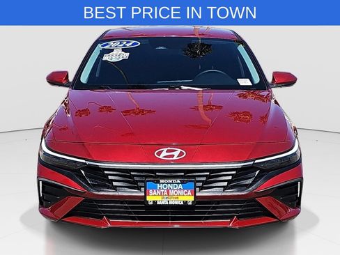Used 2024 Hyundai Elantra Blue FWD image 2