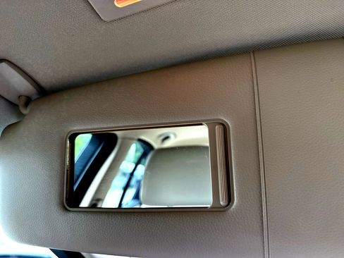 Used 2008 BMW 535xi Sedan image 32