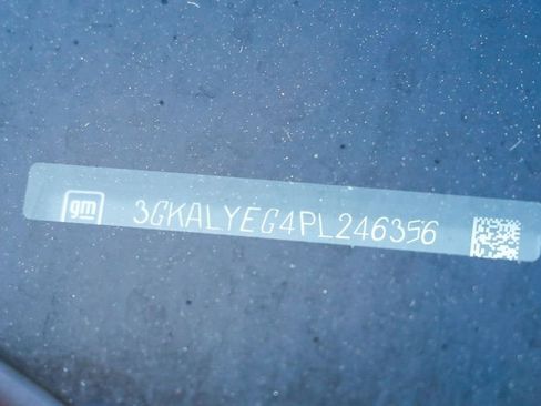 Used 2023 GMC Terrain AT4 image 32