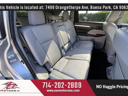 Used 2015 Toyota Highlander Plus FWD image 23