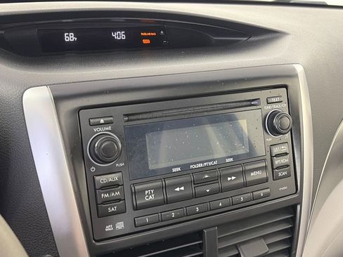 Used 2012 Subaru Forester 2.5X Premium w/ Popular Pkg 3 image 19