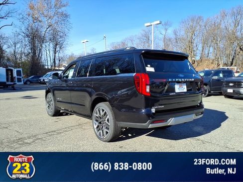 New 2025 Ford Expedition Max Platinum w/ Platinum Ultimate Package image 4