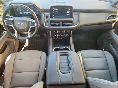 Used 2023 Chevrolet Tahoe Z71 w/ Luxury Package image 20