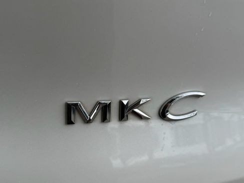 Used 2019 Lincoln MKC Reserve AWD/4WD image 11