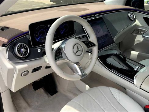 Certified 2023 Mercedes-Benz EQE 350+ 4MATIC SUV image 17