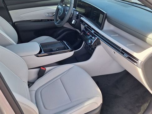 New 2026 Hyundai Tucson Limited image 24