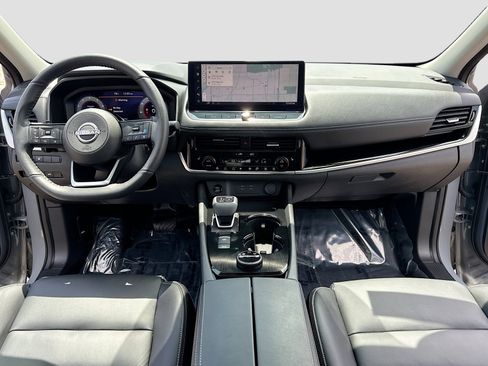 Used 2024 Nissan Rogue SL w/ SL Premium Package AWD/4WD image 3