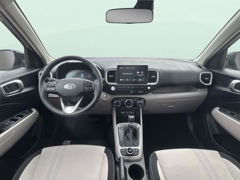 New 2026 Hyundai Venue SEL image 9