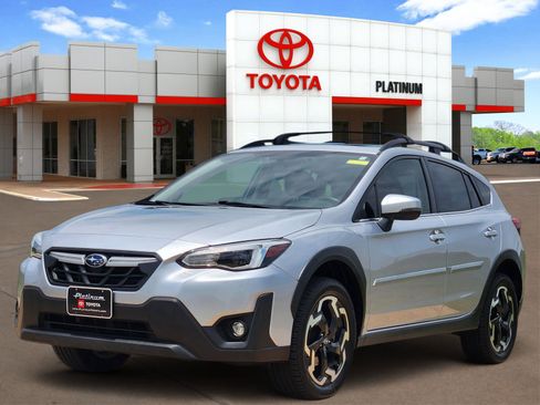 Used 2023 Subaru Crosstrek 2.5i Limited AWD/4WD image 2