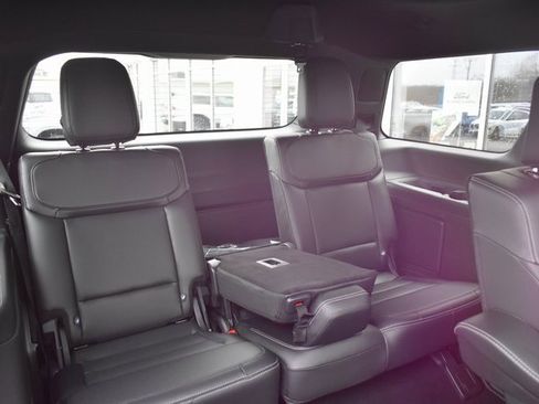 Used 2025 Ford Expedition Platinum w/ Stealth Performance Package image 52