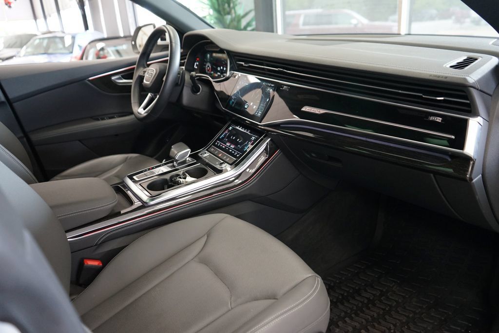 Used 2023 Audi Q8 Premium Plus AWD/4WD image 55