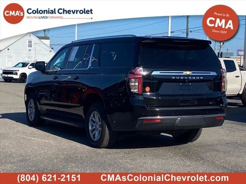Used 2024 Chevrolet Suburban LT image 5