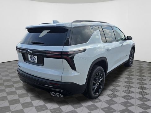 New 2026 Chevrolet Traverse LT w/ Midnight/Sport Edition FWD image 10