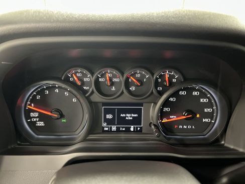 Used 2023 Chevrolet Silverado 1500 Custom image 11