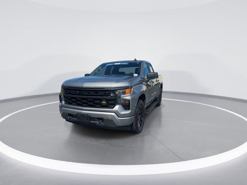 Used 2023 Chevrolet Silverado 1500 Custom RWD image 3