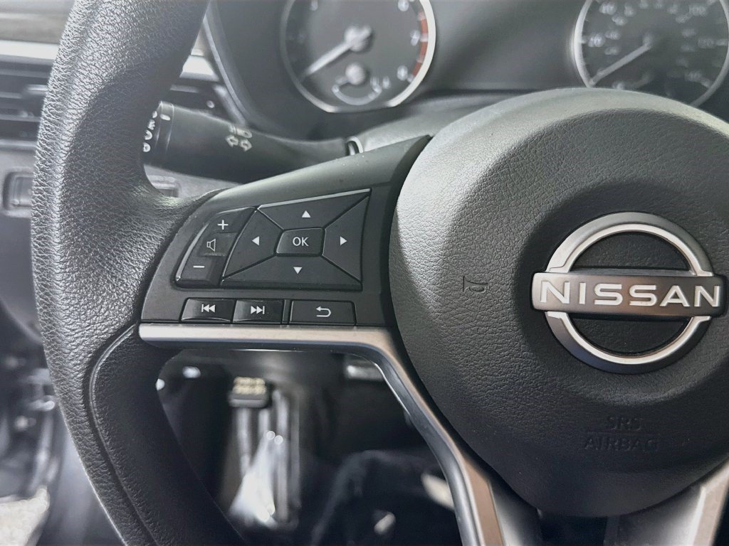 Used 2023 Nissan Altima 2.5 SV FWD image 13