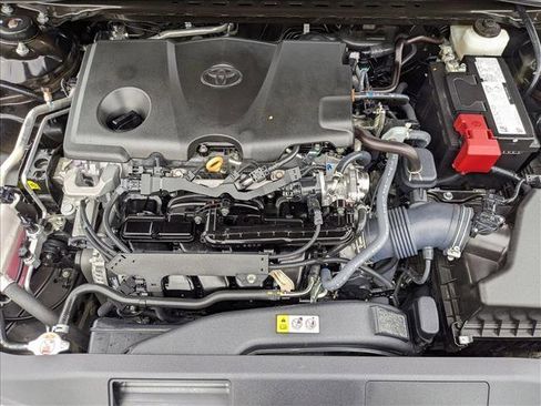 Used 2024 Toyota Camry LE image 21