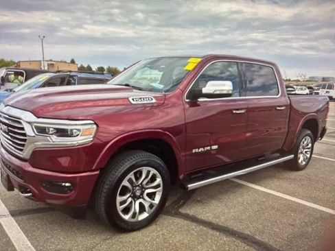 Used 2022 RAM 1500 Limited w/ Off Road Group AWD/4WD image 1