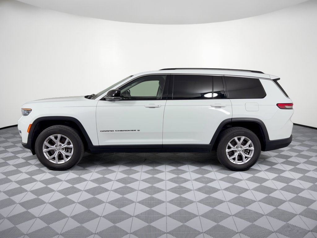 Used 2022 Jeep Grand Cherokee L Limited AWD/4WD image 2