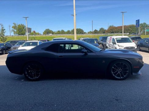 Used 2021 Dodge Challenger R/T Scat Pack RWD image 7