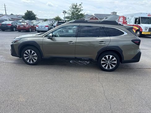 Used 2024 Subaru Outback Touring XT AWD/4WD image 15