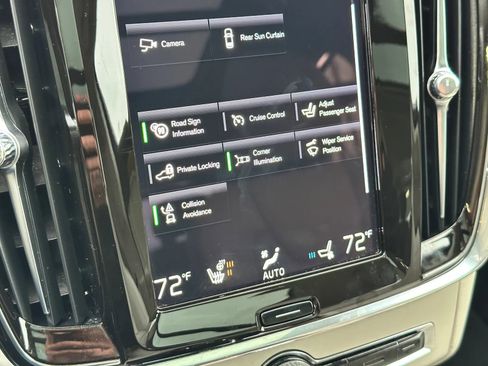 Used 2020 Volvo S90 T6 Inscription image 30