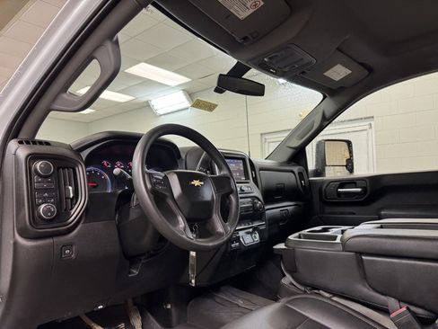 Used 2020 Chevrolet Silverado 2500 W/T w/ WT Convenience Package image 14