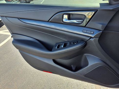 Used 2023 Nissan Maxima Platinum image 20