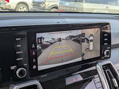 Used 2023 Kia Sorento SX image 23