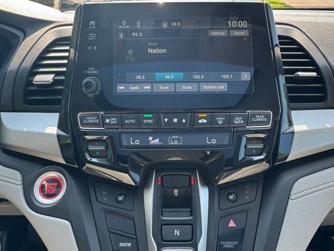 Used 2019 Honda Odyssey EX-L image 16