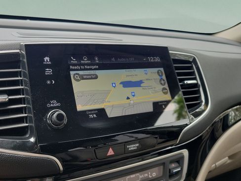 Used 2019 Honda Pilot Touring image 29