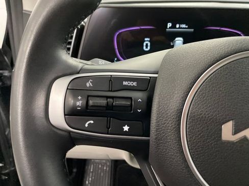 Certified 2023 Kia Sportage EX image 19