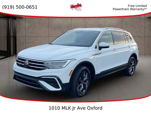 Used 2024 Volkswagen Tiguan SE image 1