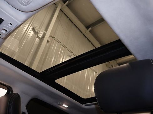 Used 2020 Ford F350 Limited image 39