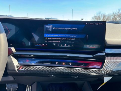 New 2026 BMW M5 w/ Executive Package image 18