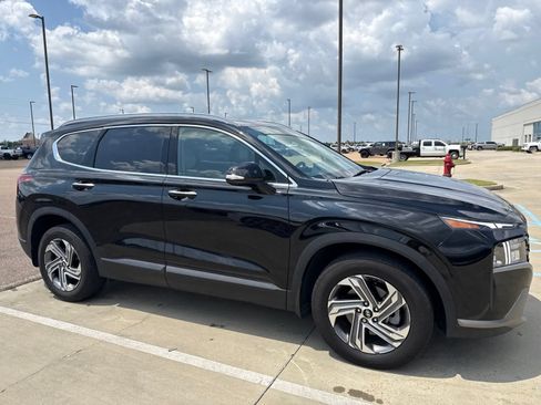 Used 2023 Hyundai Santa Fe SEL w/ Cargo Package FWD image 3