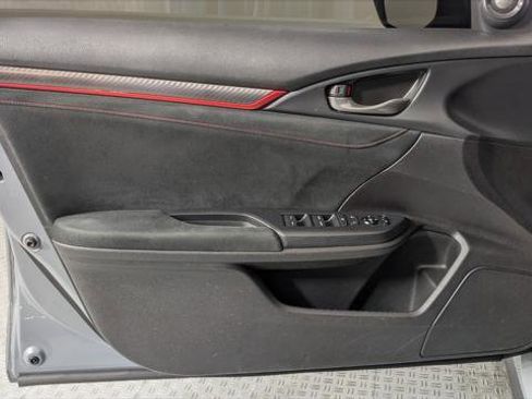 Used 2021 Honda Civic Type R image 13