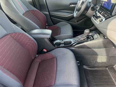 Used 2024 Toyota Corolla SE image 21