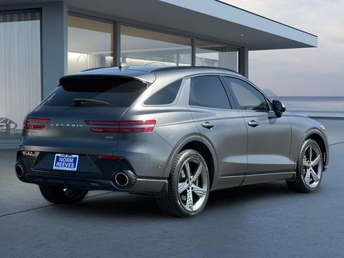 Used 2023 Genesis GV70 2.5T Sport Prestige w/ Sport Prestige Package image 4