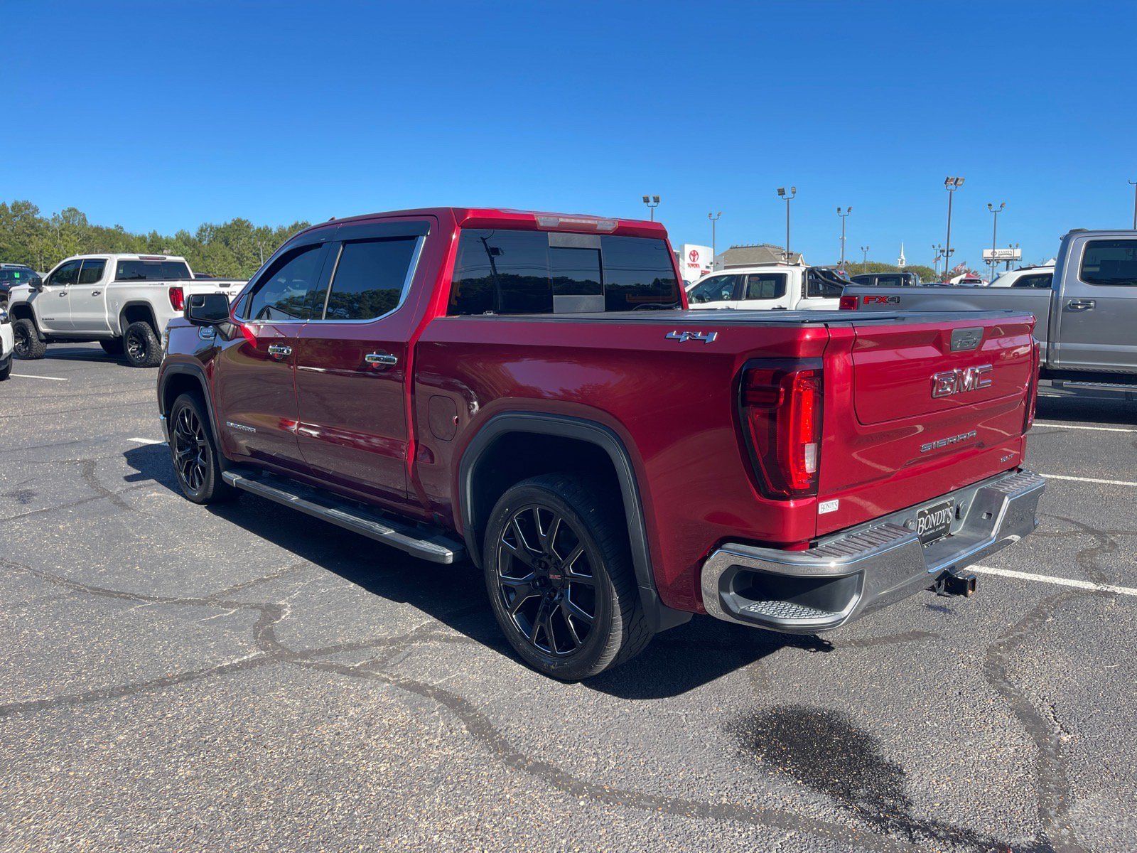 Used 2020 GMC Sierra 1500 SLT w/ SLT Convenience Package AWD/4WD image 14