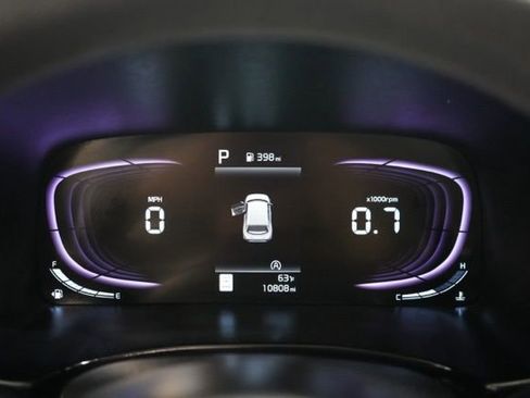 Used 2025 Kia Soul LX w/ LX Technology Package image 25